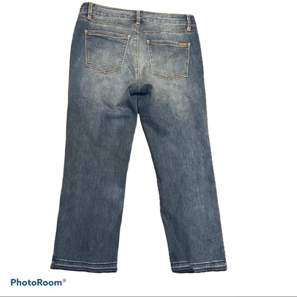 White House Black Market The flare cropped Jeans - Picture 3 of 16